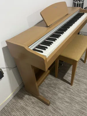 YDP 131 Electric Yamaha piano