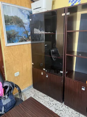 مكتب كامل للبيع