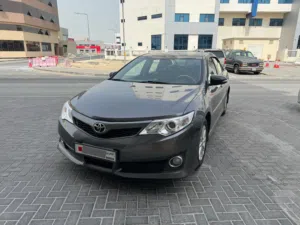Toyota Camry Glx 2012 for sale very good condition.
