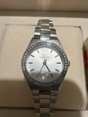 ساعة carmen klain