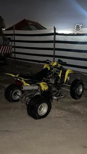 للبيع suzuki ltz 400 يبلها جم شي يذكر للجاد