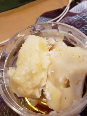 عسل شعفي فاخر رقم واحد من النحل حقي