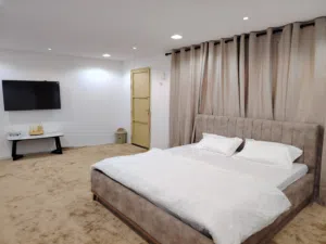 1 Bedroom Chalet for Rent in Al Batinah Al Khaboura