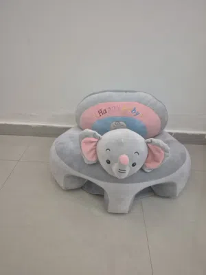 مقعد للاطفال على شكل فيل