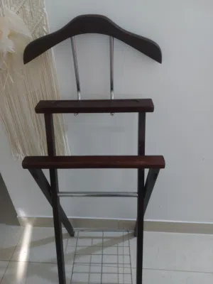 ستاند وحامل للمناشف