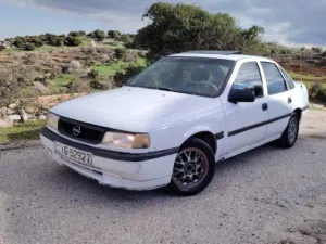 Used Opel Vectra in Ajloun