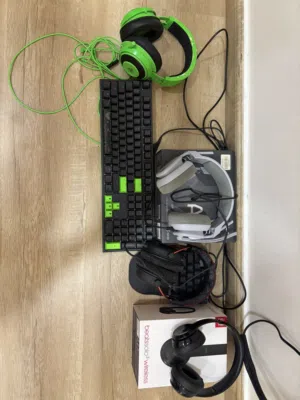 للبيع سماعات جيمنج وكيبورد جيمنج
