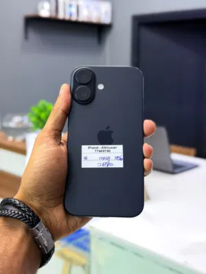 iPhone 16-128 GB Fine and smooth performance phone - Good price