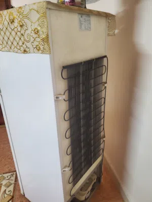 ثلاجه ثلج نظيفه حجم وسط