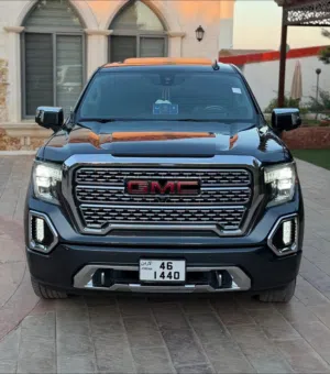 GMC SIERRA DENALI CarbonPro (( 2021 )) ديزل اعلى فئة