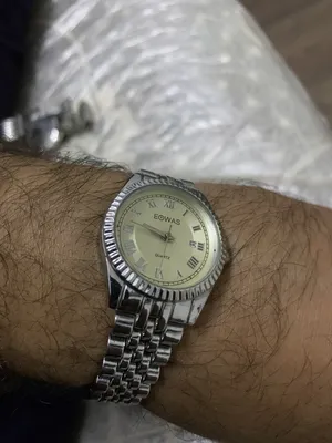 Others . Analog Quartz . Silver . New1