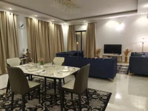 3 Bedrooms . 4 Bathrooms . 160 m22