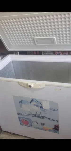 ثلاجة فريزر سوبر ناشونال نظيف جدا