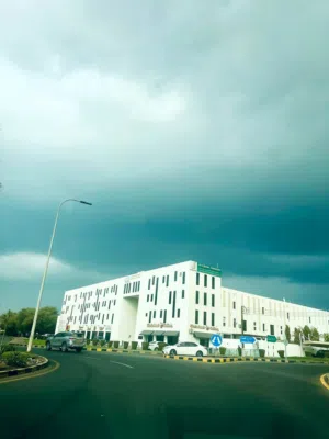 مكاتب للايجار بمساحات مختلفه /Offices for rent