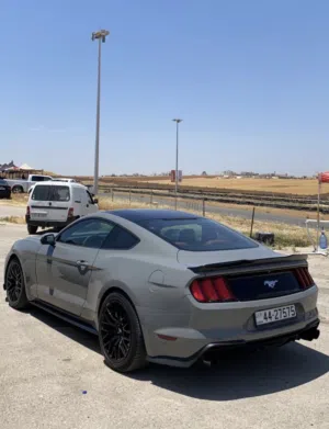 Ford mustang premium
