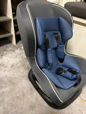 Car Seat . Juniors Capri Wooden Crib