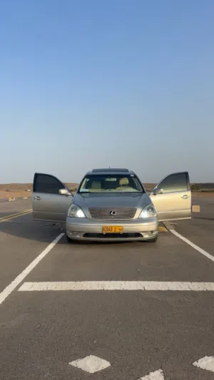 Used Lexus LS in Al Sharqiya