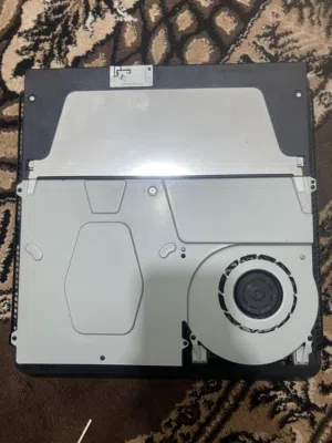 سوني 4 سلم للبيع استعمال نظيف