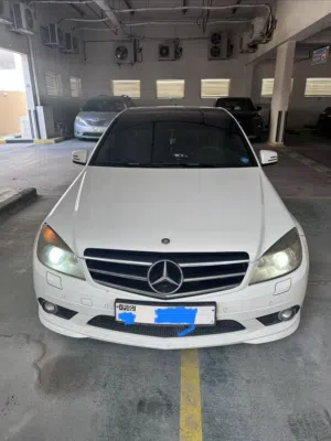 Mercedes C300 2011 مرسيدس سي 300 2011 خليجي بحالة جيدة