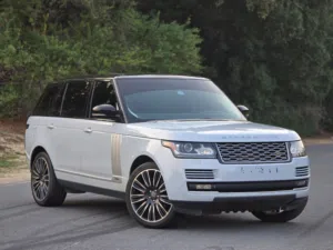 RANGE ROVER VOGUE L 2015 PERFECT CONDITION IN SIDE OUT SIDE