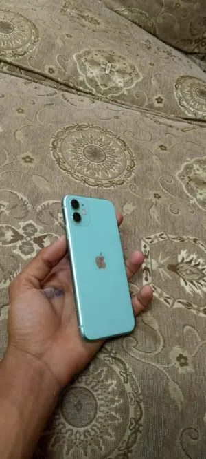 ايفون 11 128جيجا