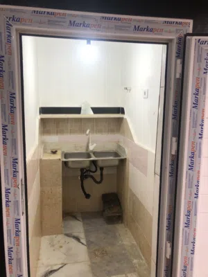 دار كبير وحمام ومطبخ ارضي