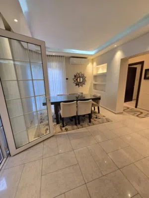 شقه ارضيه مفروشه في جبل عمان الدوار الرابع- ref: 14601
