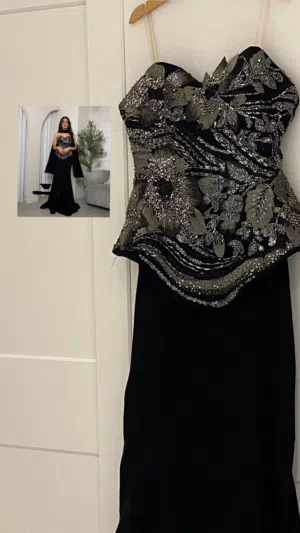 فستان للبيع