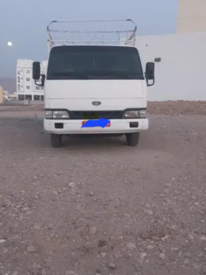 ميرا شاحنه موديل 1999