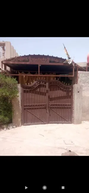 دار للبيع بحي نادر 3 موقع ممتاز وقريب ع سوق نادر