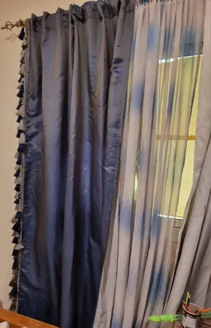 centrepoint curtains 5 sets neat and clean