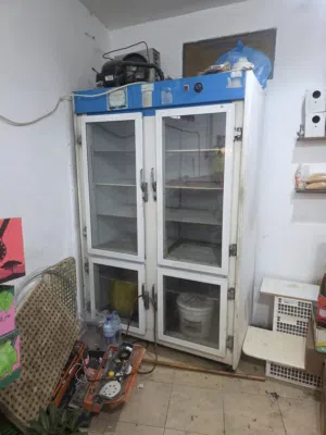 ثلاجة محل تجاري بابين زجاج