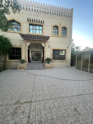 700 m2 More than 6 bedrooms Villa for Rent in Abu Dhabi Khalifa City