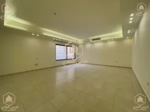 شقة / فاخرة ومميزة / للايجار / سوبر ديلوكس / 4 نوم / دير غبار