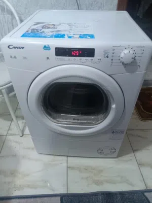 حماصة كاندي بحالة ممتازة 8 كيلو بحالة ممتازة فل انفيرتر شاشة ديجيتال