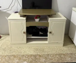 ميز بلازما مستعمل