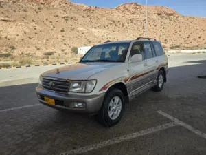 Used Toyota Land Cruiser in Muscat