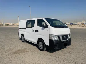 Nissan-2021-Boxنصف مقفل Half closed