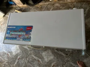 عدد 4ديب فريزر  بحاله ممتازه  3=سعة280 لتر 1=سعة550لتر