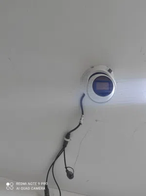 كاميرات عدد 2 مع جهاز  Hikvision  إمكانية المشاهدة عن بُعد عبرالهاتف للتواص