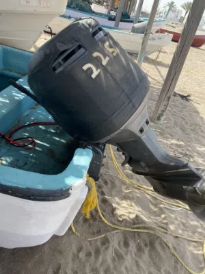 للبيع مكينة ياماها 2 ستروك 225