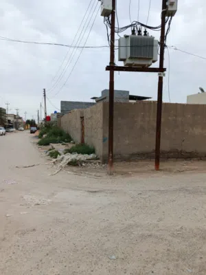 400 m2 2 Bedrooms Townhouse for Sale in Basra Abu Al-Khaseeb