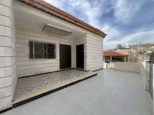 3 Bedrooms . 3 Bathrooms . 180 m24