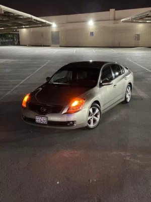 Nissan Altima 2009 single owner car for sale