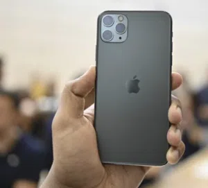 Apple iPhone 11 Pro 512 GB in Al Dakhiliya