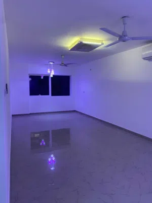 شقة بالقرب من مسقط مول بسعر ممتاز