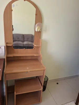 تسريحة صغيرة للبيع small dresser for sale