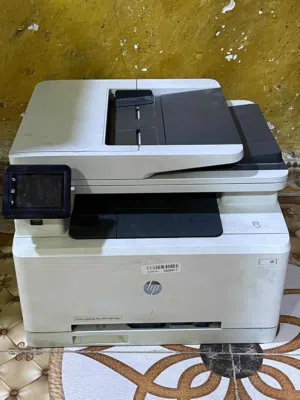 للبيع طابعة HP ملونة بحالة ممتازة جداً