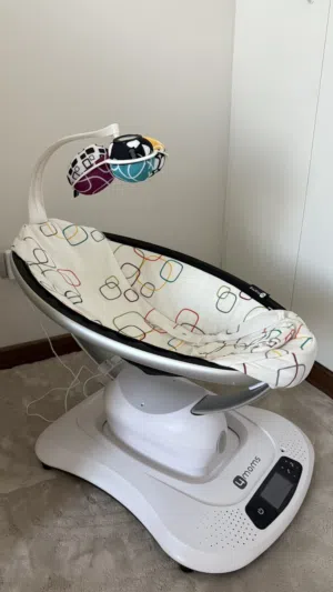 هزاز طفل براند عالمي معروف ، و مستلزمات اطفال