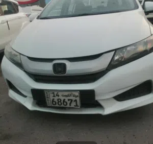 سياره بحاله جيده جدا